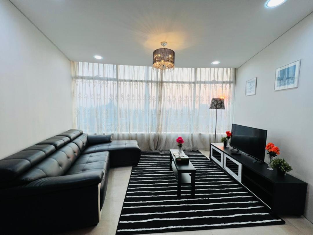 Vortex Serviced Apartment Klcc By Elite Suites Kuala Lumpur Esterno foto